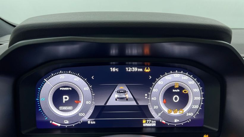 Aperçu du véhicule : e-Power 190 ch N-Design Gris Argile Toit Noir avec 2550€ d'équipements inclus