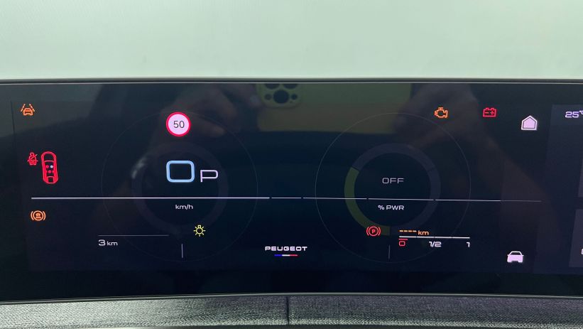 Aperçu du véhicule : Hybrid 145 e-DCS6 GT Exclusive Blanc Okénite avec 3650€ d'équipements inclus