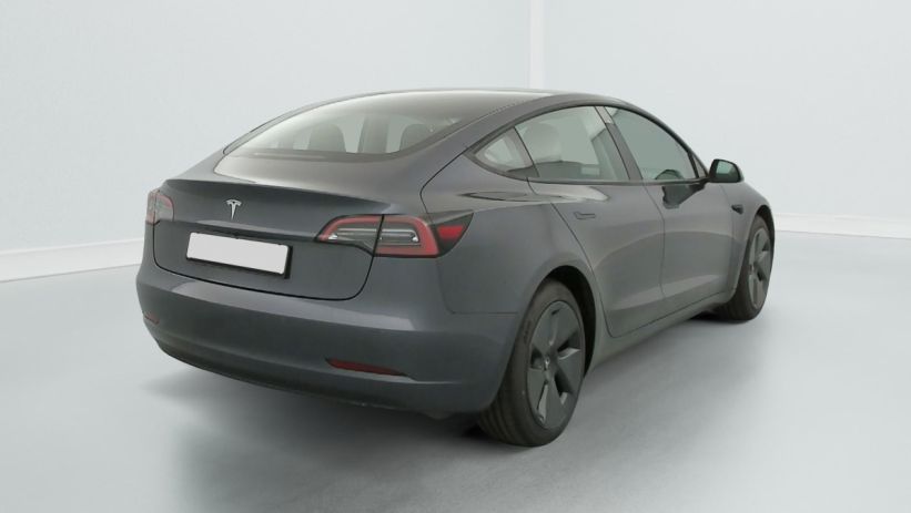 Aperçu du véhicule : AUTONOMIE STANDARD PLUS RWD