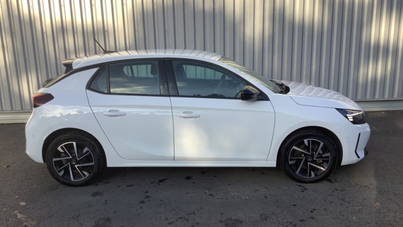 Aperçu du véhicule : CORSA 1.2 Turbo 100 ch BVM6 GS