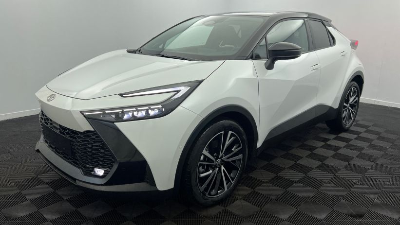 Aperçu du véhicule : Hybride Rechargeable 225 Collection Blanc Lunaire nacré - Toit Noir avec 3700€ d'équipements inclus