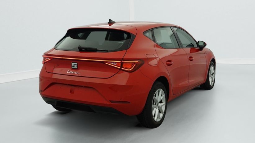 Aperçu du véhicule : 1.0 eTSI 110 DSG7 Style