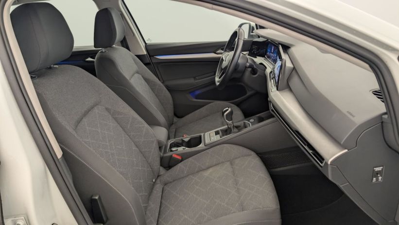Aperçu du véhicule : 2.0 TDI SCR 116 BVM6 LIFE BUSINESS