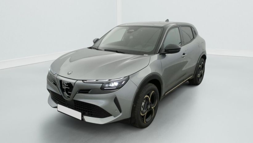 Aperçu du véhicule : 1.2 Ibrida 145 ch eDCT6 Intensa