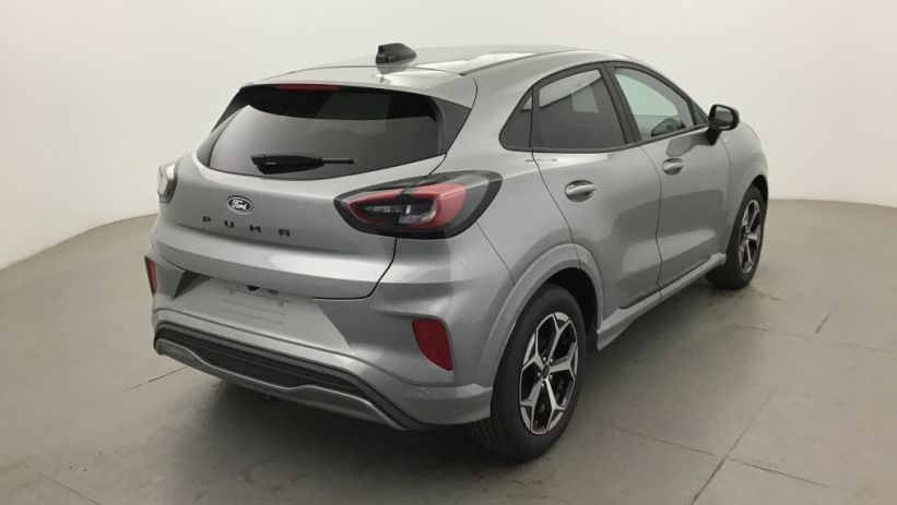 Aperçu du véhicule : PUMA 1.0 EcoBoost 125 ch mHEV S&S Powershift ST-Line