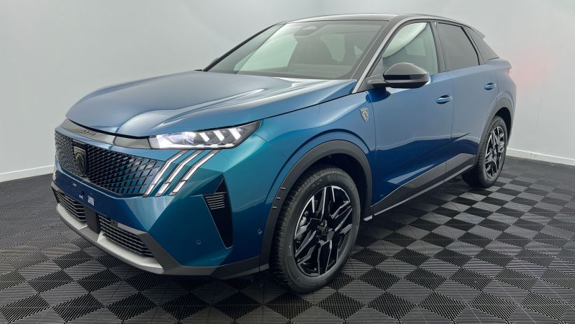 Aperçu du véhicule : Hybrid 145 e-DCS6 GT Exclusive Bleu Obsession avec 3950€ d'équipements inclus