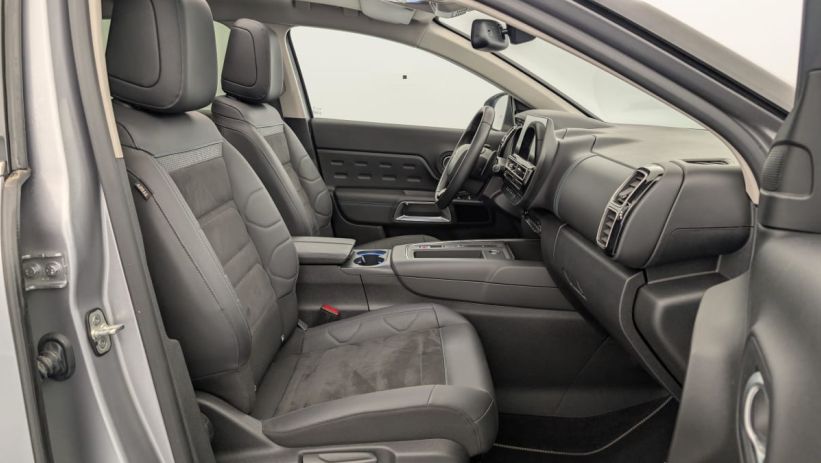 Aperçu du véhicule : Hybride Rechargeable 225 e-EAT8 Shine