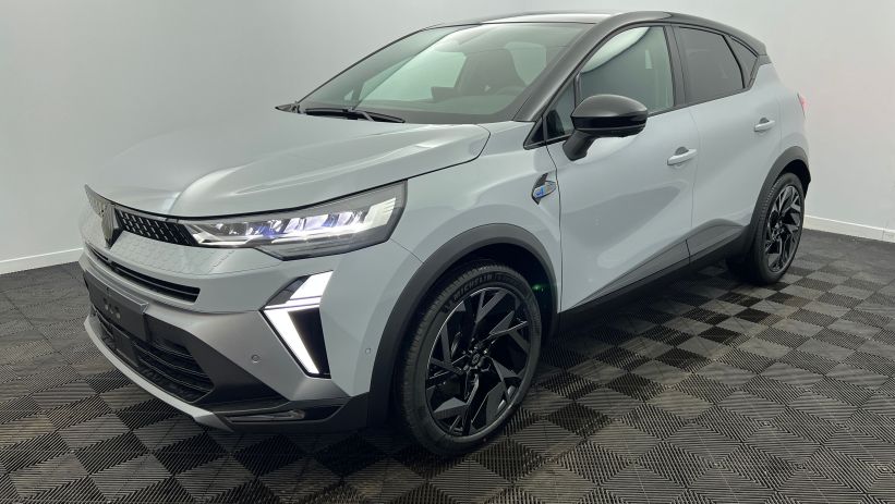 Aperçu du véhicule : E-Tech full hybrid 160 ch esprit Alpine Gris rafale - Toit Noir Etoilé avec 1100€ d'équipements inclus