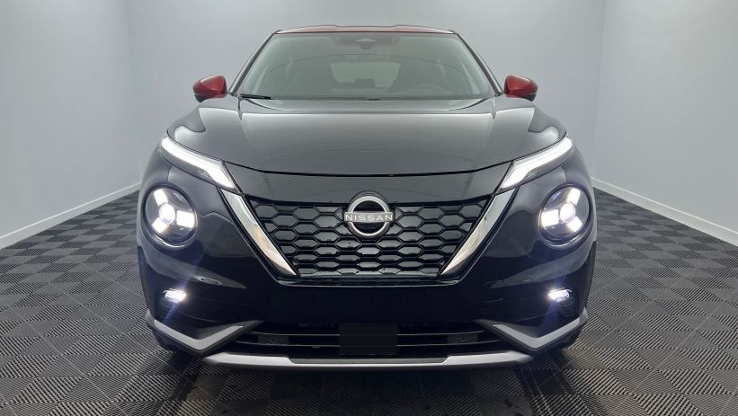 Aperçu du véhicule : HYBRID 143 N-Connecta Noir Kuro - toit Rouge Fuji avec 2500€ d'équipements inclus