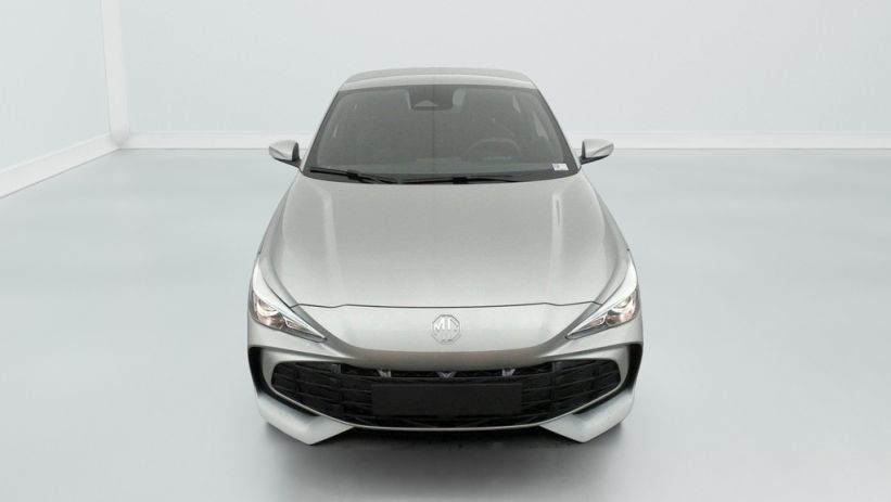 Aperçu du véhicule : 1.5 L Hybrid+ 195ch Standard