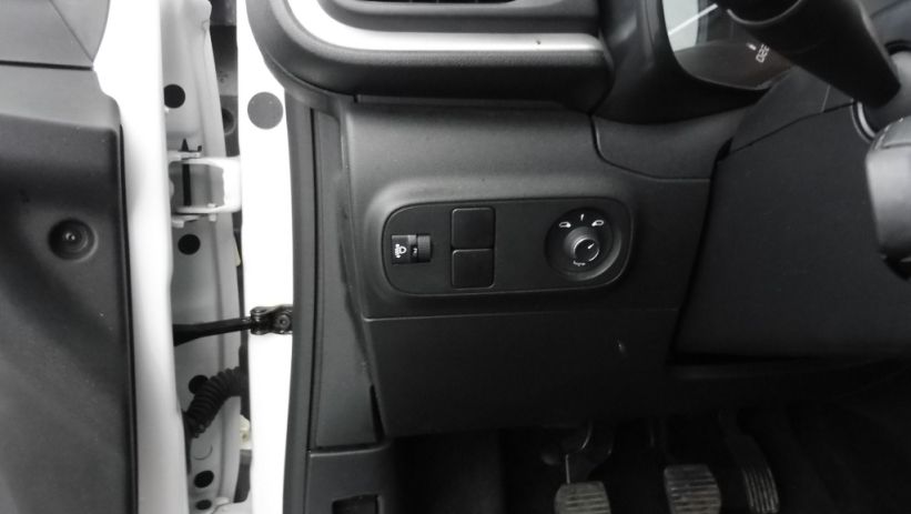 Aperçu du véhicule : 1.2 PURETECH 83CH S&S MAX