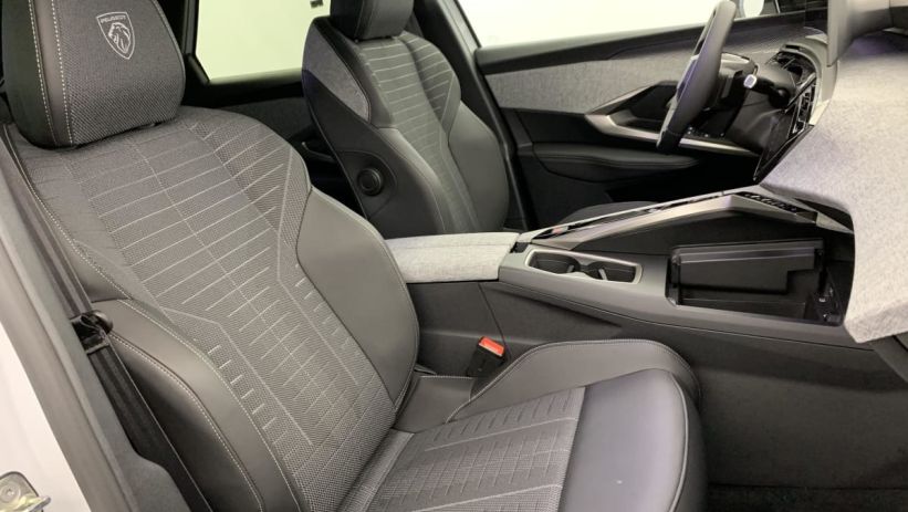 Aperçu du véhicule : Hybrid 145 e-DCS6 GT