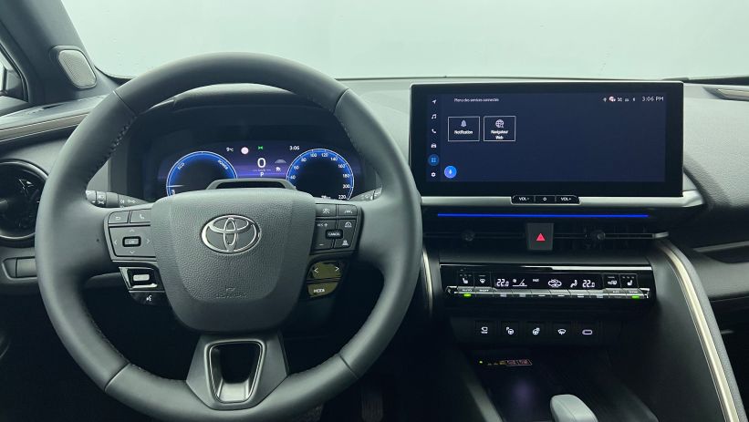 Aperçu du véhicule : Hybride Rechargeable 225 Collection Blanc Lunaire nacré - Toit Noir avec 3700€ d'équipements inclus