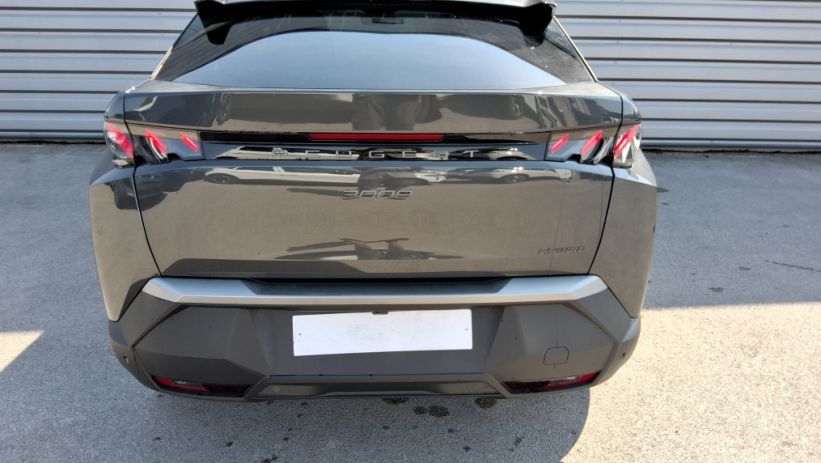 Aperçu du véhicule : 3008 Hybrid 145 e-DCS6 GT Exclusive