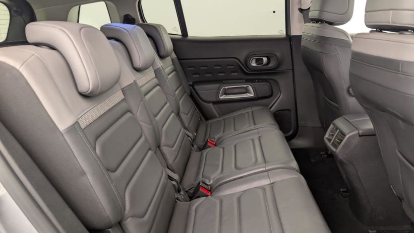 Aperçu du véhicule : HYBRIDE RECHARGEABLE 225 E-EAT8 SHINE PACK