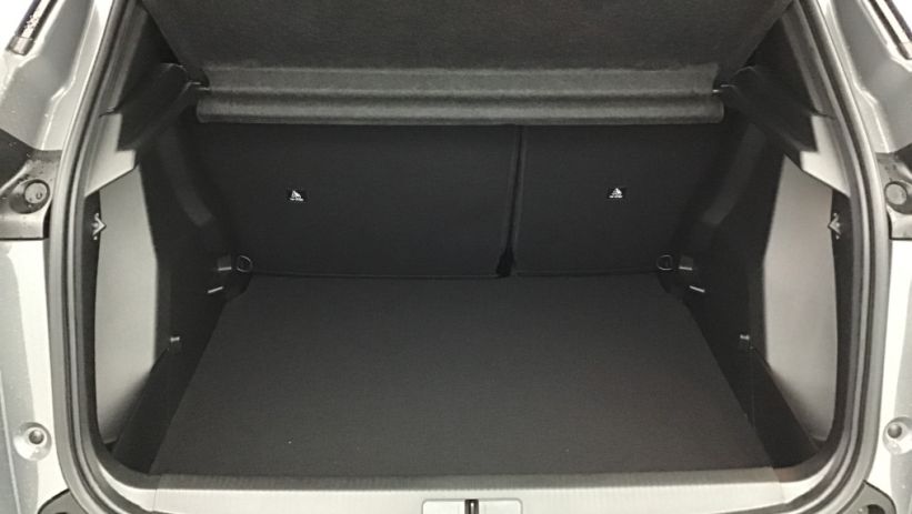 Aperçu du véhicule : 2008 100 S&S BVM6 Allure - 5P