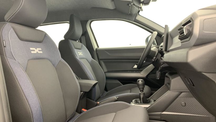 Aperçu du véhicule : Mild Hybrid 140 Expression