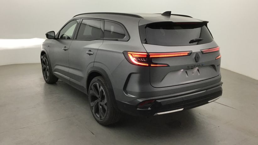 Aperçu du véhicule : ESPACE VI E-Tech full hybrid 200 GSR2 esprit Alpine