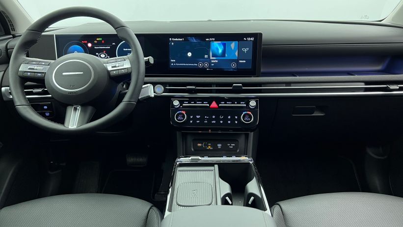 Aperçu du véhicule : Nouveau 1.6 T-GDI 215 Hybrid BVA6 Executive Serenity White avec 1680€ d'équipements inclus