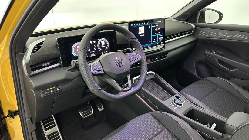 Aperçu du véhicule : 1.5 eTSI EVO2 Hybrid 150ch R-Line DSG7