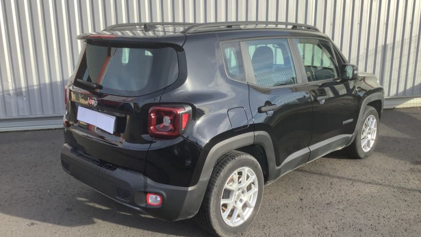 Aperçu du véhicule : RENEGADE 1.5 Turbo T4 130 ch BVR7 e-Hybrid Altitude