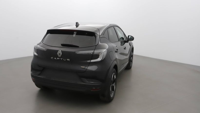 Aperçu du véhicule : 1.6 E-TECH FULL HYBRID 145CH TECHNO