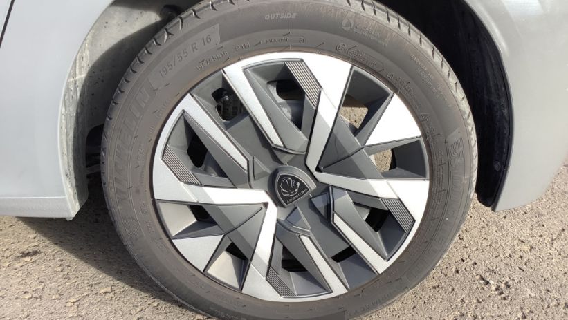 Aperçu du véhicule : 208 PureTech 100 S&S BVM6 Active