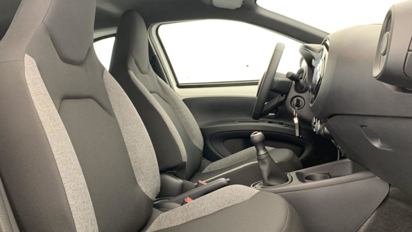 Aperçu du véhicule : 1.0 VVT-i 72 Dynamic