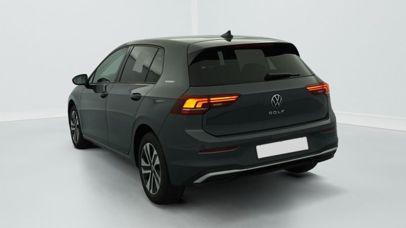 Aperçu du véhicule : 2.0 TDI 150 DSG7 LIFE PLUS