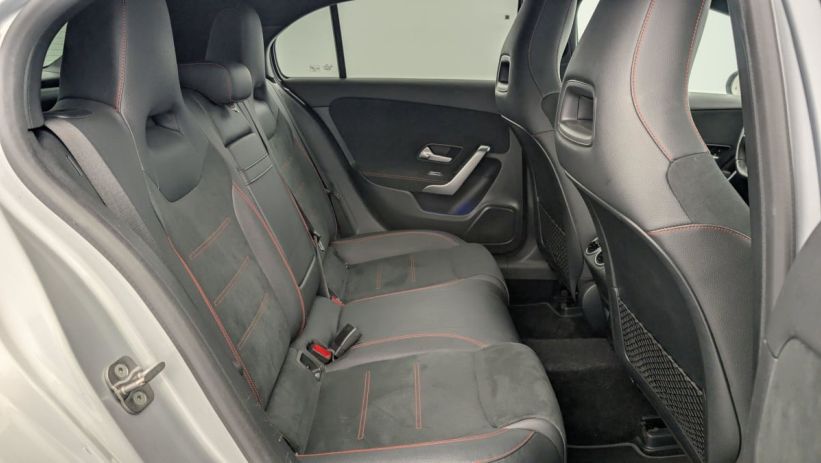 Aperçu du véhicule : 180 d 8G-DCT AMG Line