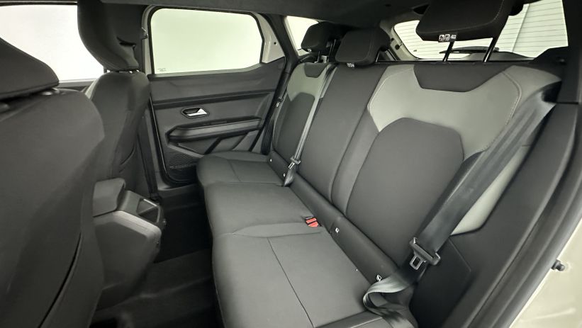 Aperçu du véhicule : III 1.2 TCe Mild Hybrid 130ch 4x2 Extrême