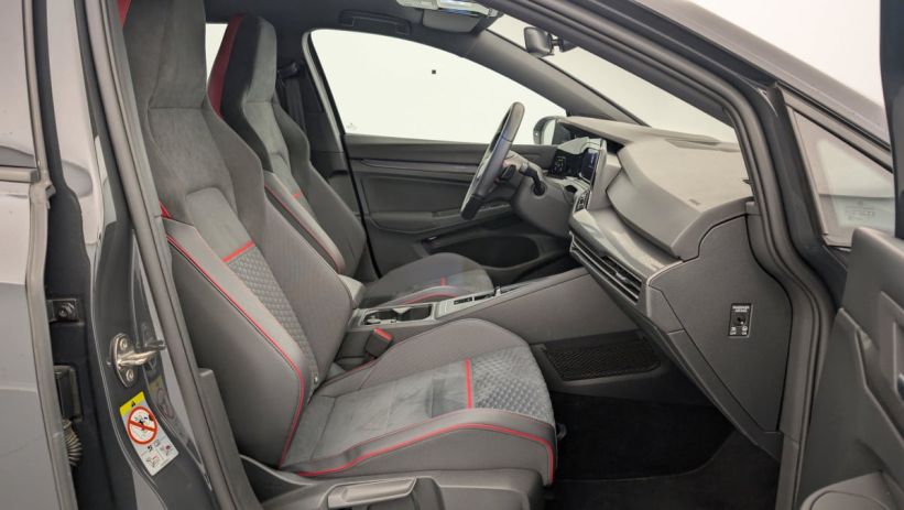 Aperçu du véhicule : 2.0 TSI 300 DSG7 GTI CLUBSPORT