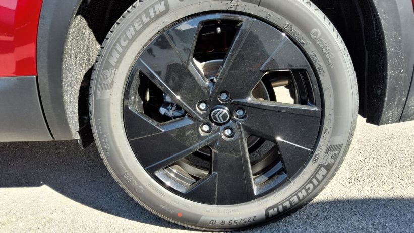 Aperçu du véhicule : C5 AIRCROSS HYBRIDE 145 ch e-DCS6 Plus