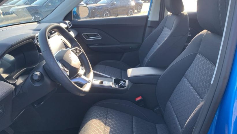 Aperçu du véhicule : 1.5 L Hybrid+ 197 ch Standard