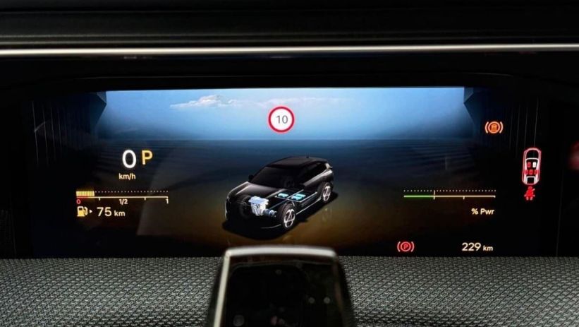 Aperçu du véhicule : HYBRID 145 MAX