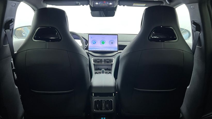 Aperçu du véhicule :  1.5l DM-i 218 ch PHEV Boost Tiang Quing avec 1100€ d'équipements inclus