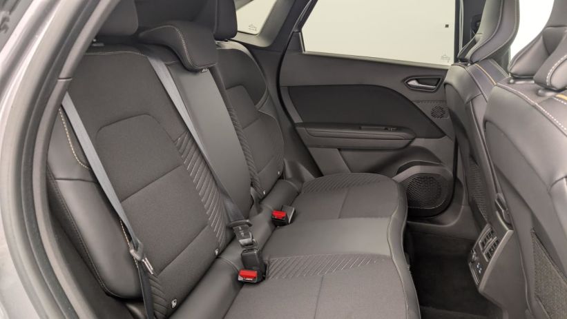 Aperçu du véhicule : E-Tech full hybrid 145 Iconic