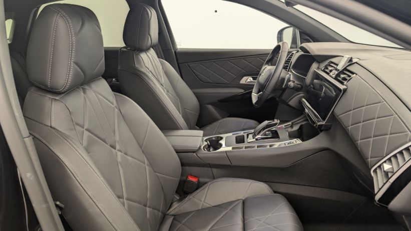 Aperçu du véhicule : Hybride Rechargeable E-Tense 225 EAT8 Rivoli