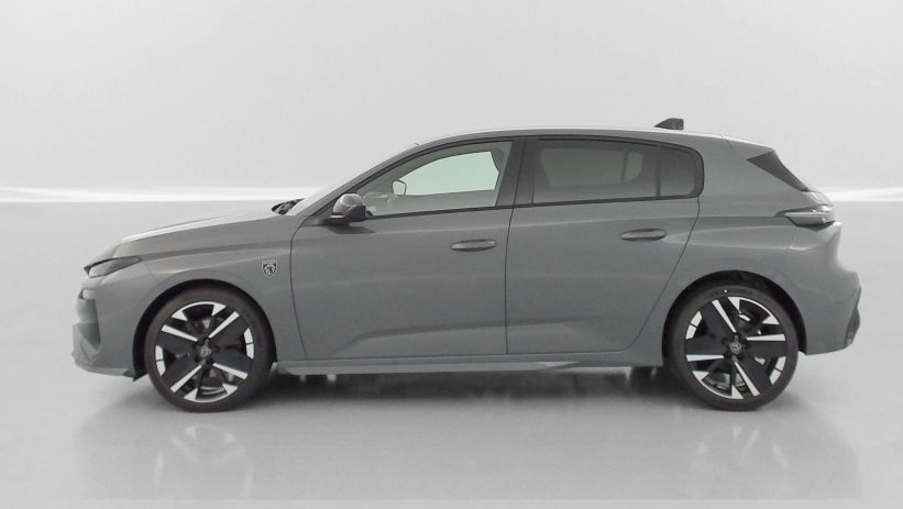 Aperçu du véhicule : III(2) 1.2 Hybrid 145ch GT e-DCS6