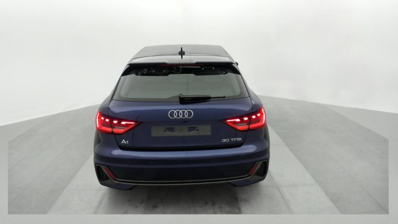 Aperçu du véhicule : 30 TFSI 116 CH S TRONIC 7 ADVANCED