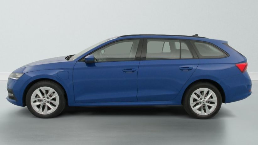 Aperçu du véhicule : 1.4 TSI PHEV iV 204 ch DSG6e Ambition