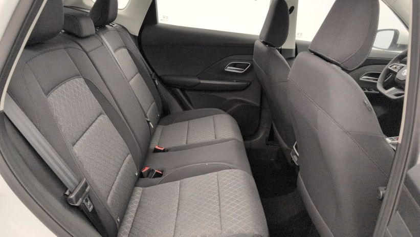Aperçu du véhicule : 1.5 L Hybrid+ 197 ch Standard