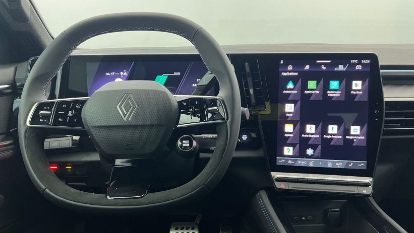 Aperçu du véhicule : E-Tech full hybrid 200 esprit Alpine Gris Schiste avec 2650€ d'équipements inclus