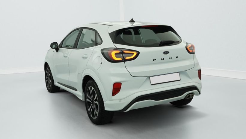 Aperçu du véhicule : 1.0 FLEXIFUEL 125 CH MHEV S S BVM6 ST-LINE