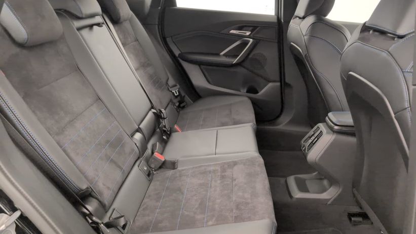 Aperçu du véhicule : SDRIVE 18D 150CH DKG7 M SPORT