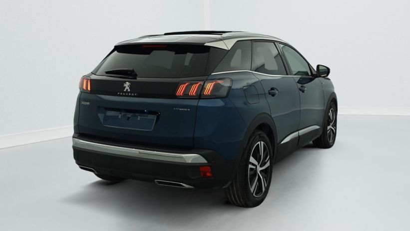 Aperçu du véhicule : Hybrid4 300 e-EAT8 GT