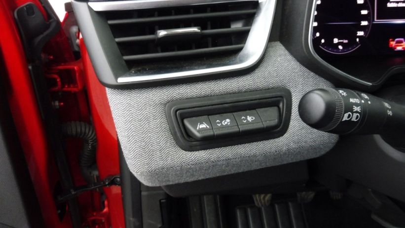 Aperçu du véhicule : 1.0 TCE 90CH TECHNO