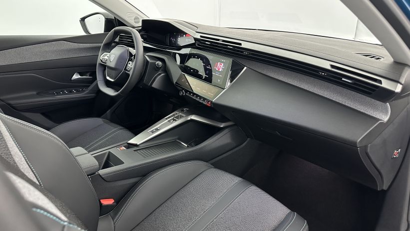 Aperçu du véhicule : 1.2 Hybrid 136ch Allure e-DCS6