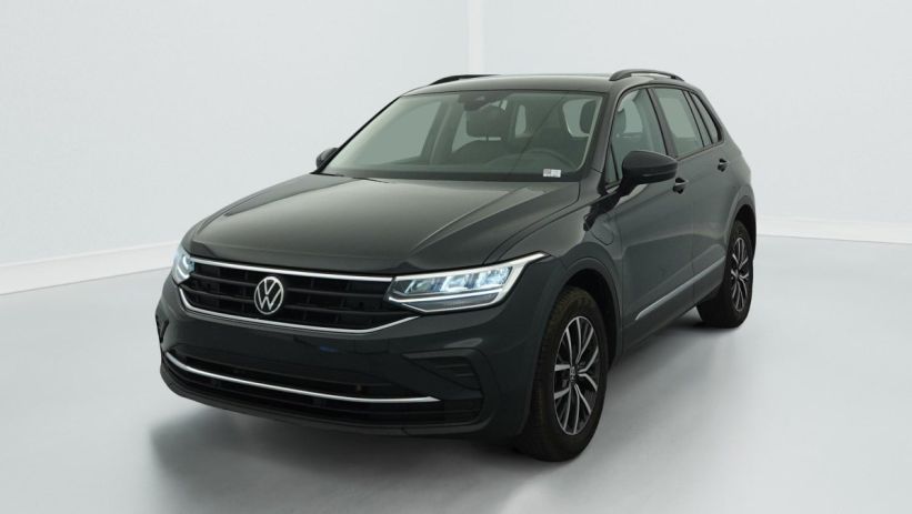 Aperçu du véhicule : 1.4 EHYBRID 245CH DSG6 LIFE
