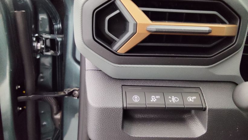 Aperçu du véhicule : 1.2 TCE MILD HYBRID 130CH EXTREME 4X4